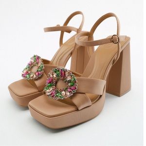 NWT ZARA EMBELLISHED PLATFORM SANDALS, SIZE 10/41